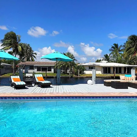 Waterfront Oasis With Pool, Sunset Views And Dock Villa